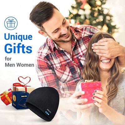 スケートで滑ること手の自由な電話をする乗馬のBluetoothの帽子の帽子音楽をハイキングする