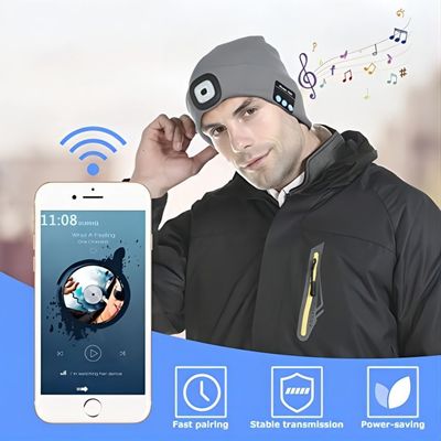 マイクロフォンで造られるLEDのニットのBluetoothのヘッドホーンの帽子12hoursの演劇の時間